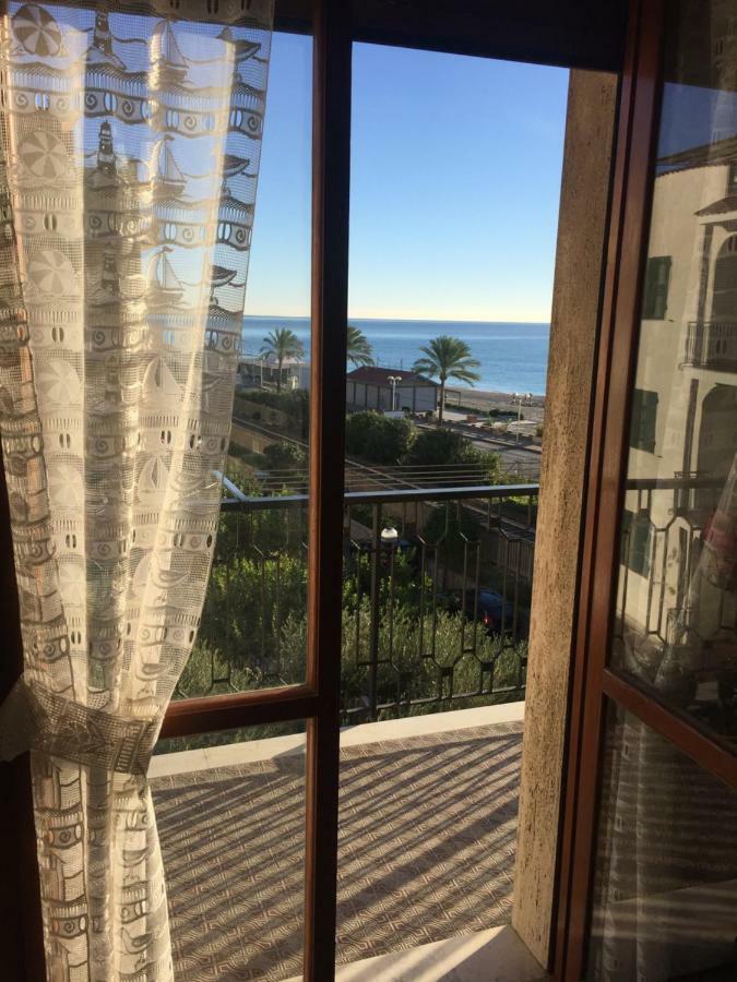 Viale Europa 91 Appartamento Pietra Ligure Ngoại thất bức ảnh